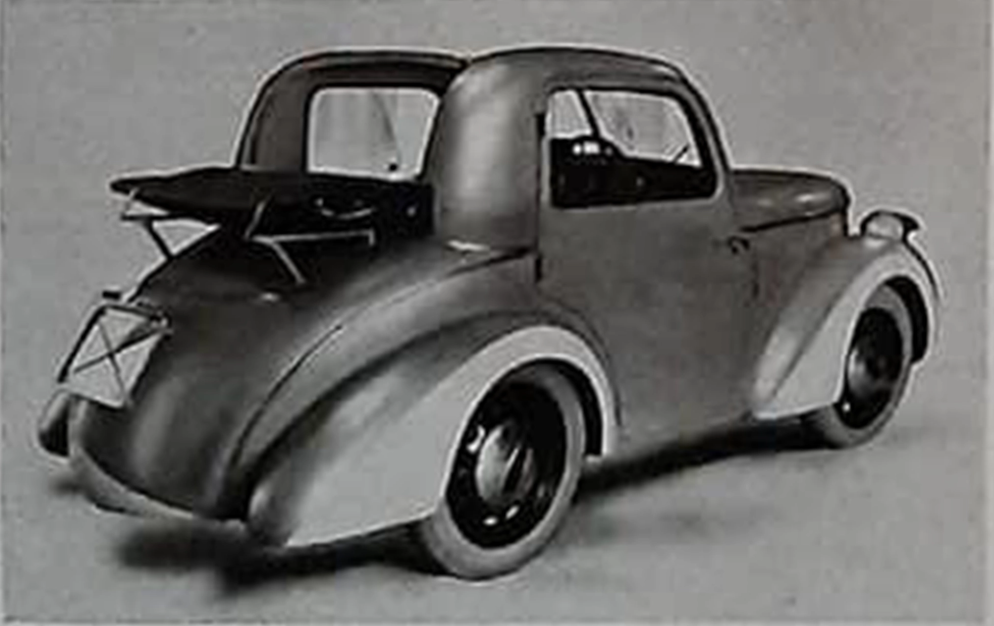 Early electric prototype built by Luigi Innocenti at eighteen years old, featured in Giuseppe Grazini’s article 'L’Innocenti l’ha inventata un ragazzo'